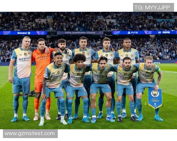 历届足球巨星巅峰对决盘点 最经典十位球员荣耀回顾